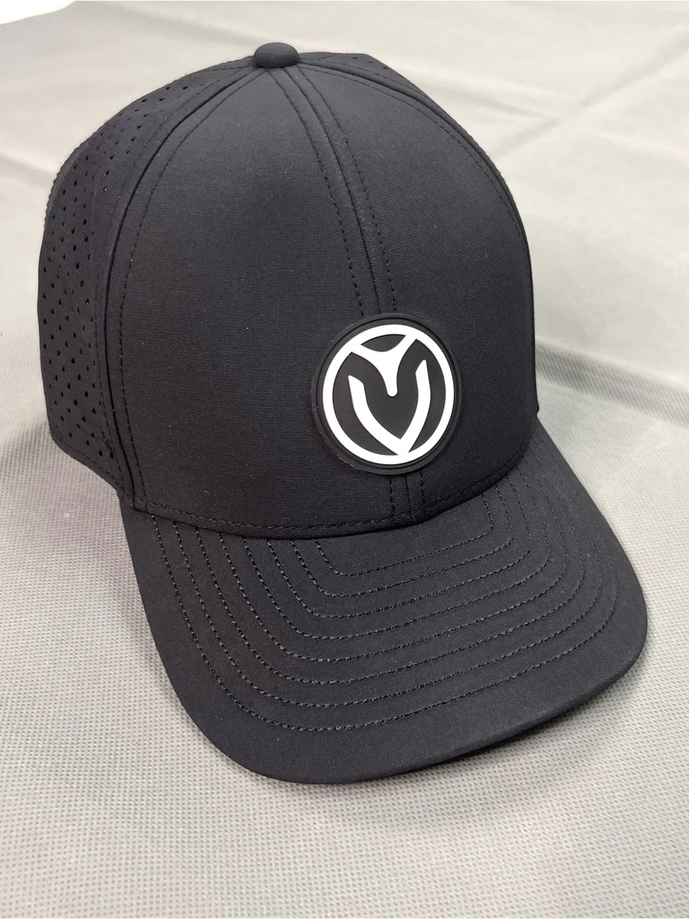 Melin x Vessel Golf Hat A-Game Hydro Snapback Cap Black Classic Fit